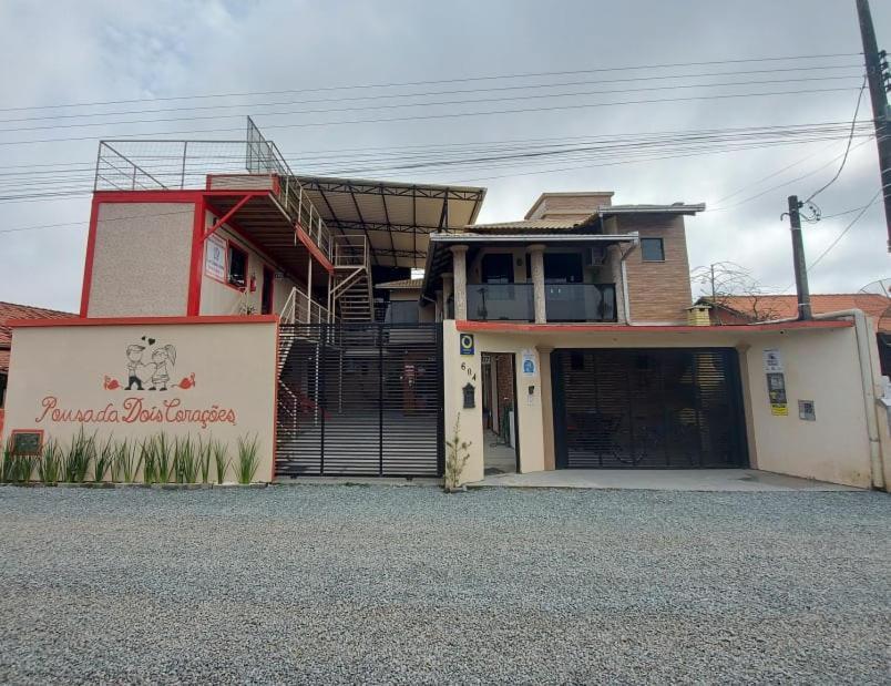 Pousada Dois Coracoes Penha  Ngoại thất bức ảnh